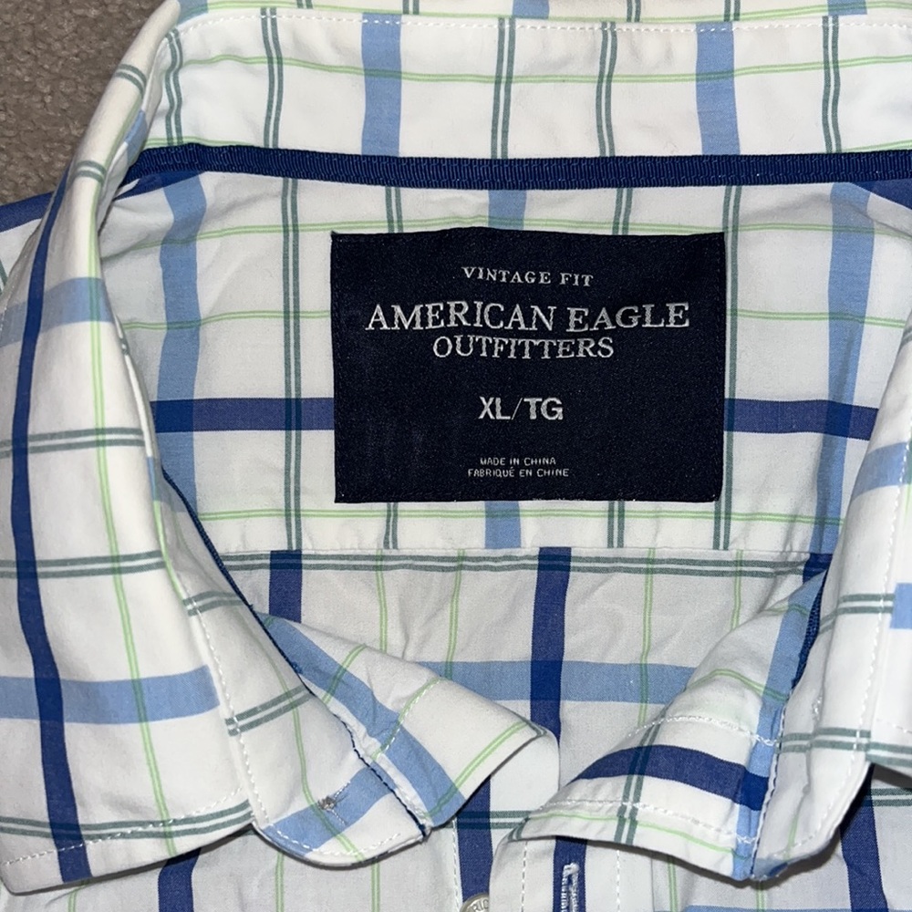 XL American Eagle button up shirt - Picture 3 of 3
